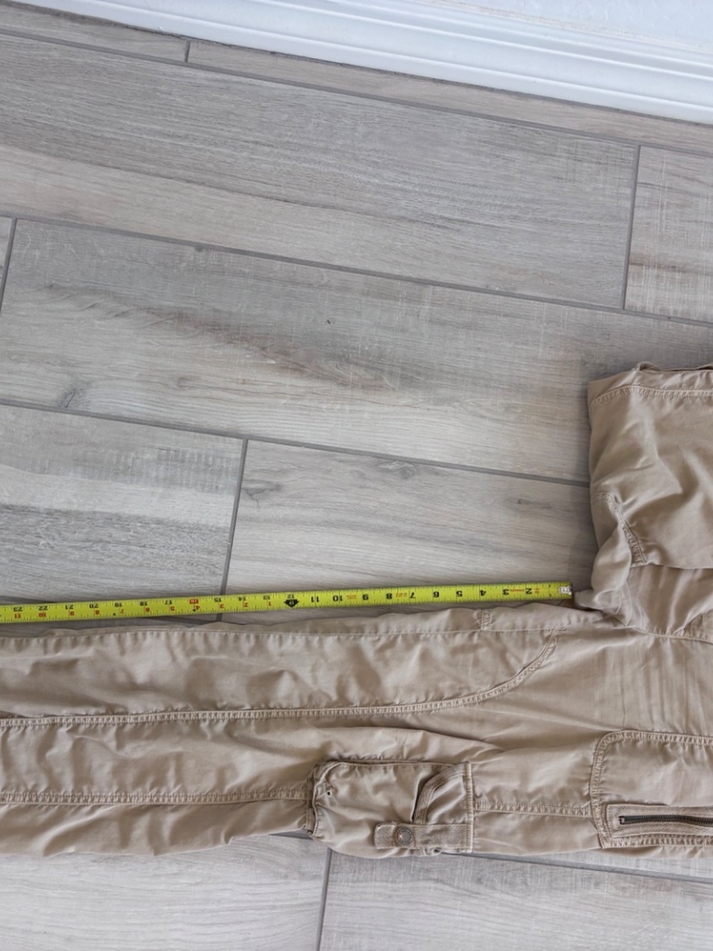 Armani Exchange Y2K Style Khaki Cargo Pants - Size 6 - Picture 14 of 16